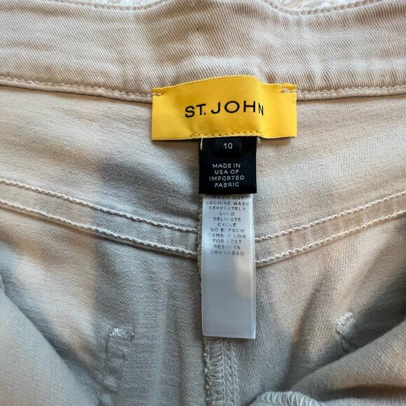 St. John’s Women’s Yellow Label Beige Khaki Pants Size 10 Classic Old Money - Picture 3 of 8